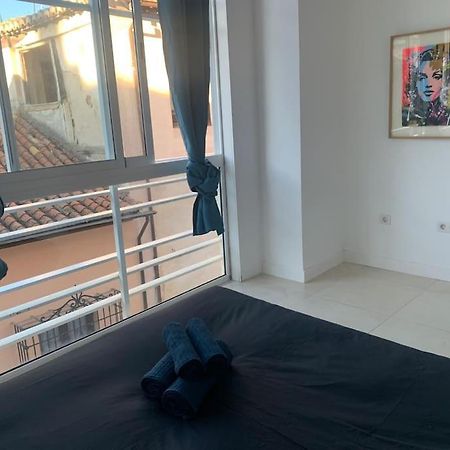 Spacious Loft / Literally At The Foot Of Alhambra Apartamento Granada Exterior foto